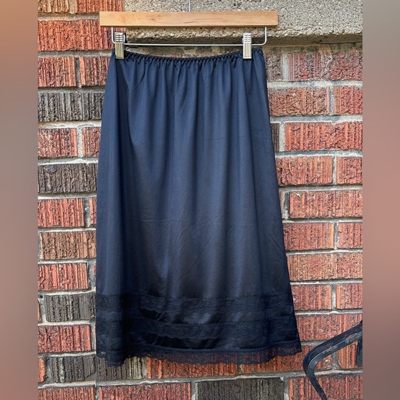 Vintage Black  Slip Skirt Whimsygoth Goth Large - Picture 1 of 1